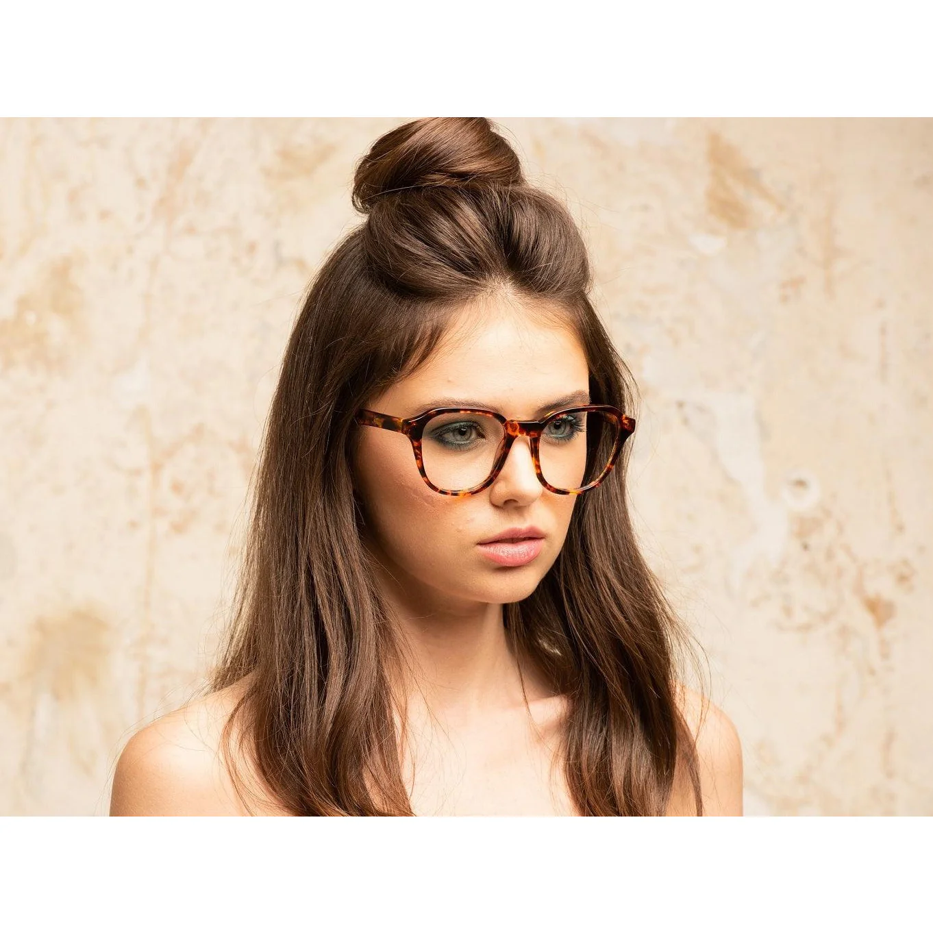 BIG WIG - Image 13
